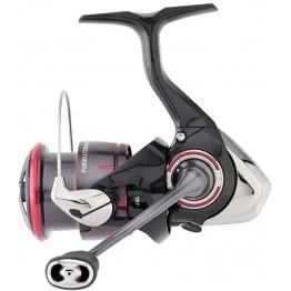 Безынерционная катушка Daiwa 23 Fuego LT 3000-C