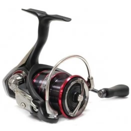 Безынерционная катушка Daiwa Fuego LT 2500-XH