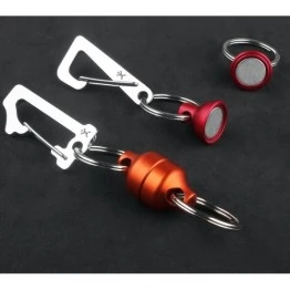 Магнитная клипса Robinson 99-KM-001